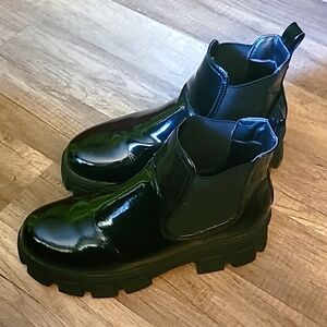 Unionbay black Chelsea booty